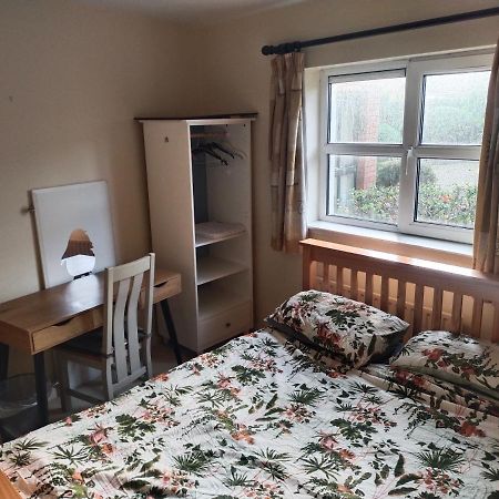 كورك Crescent Apartments Homestay المظهر الخارجي الصورة