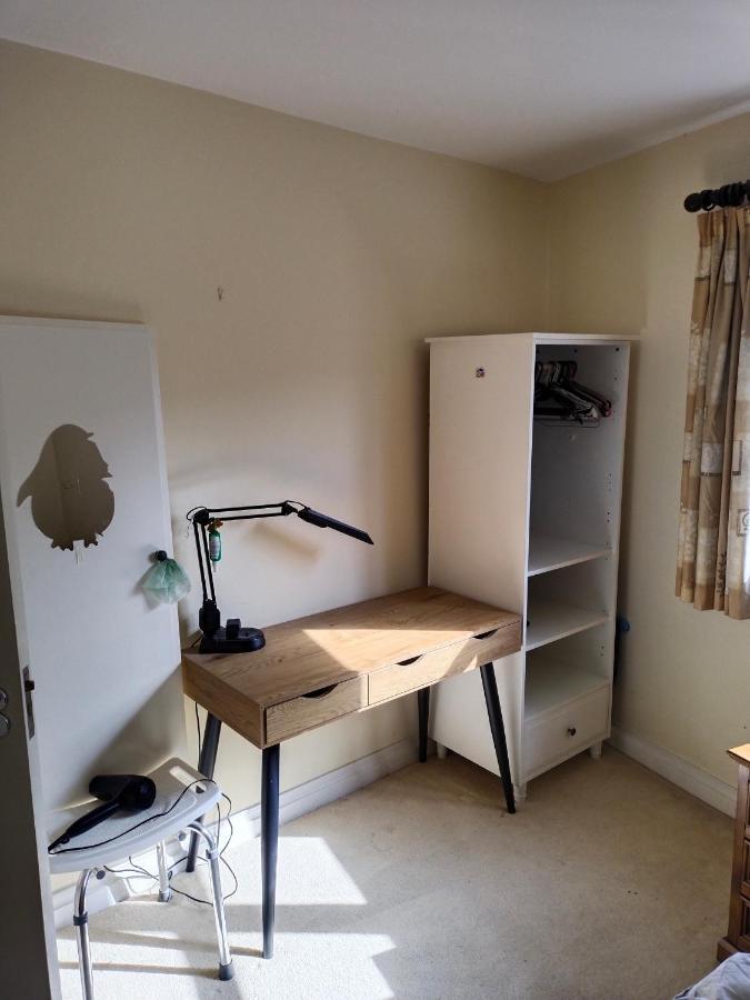كورك Crescent Apartments Homestay المظهر الخارجي الصورة
