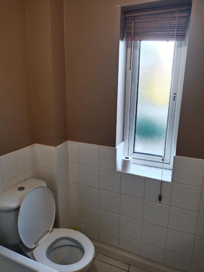 كورك Crescent Apartments Homestay المظهر الخارجي الصورة